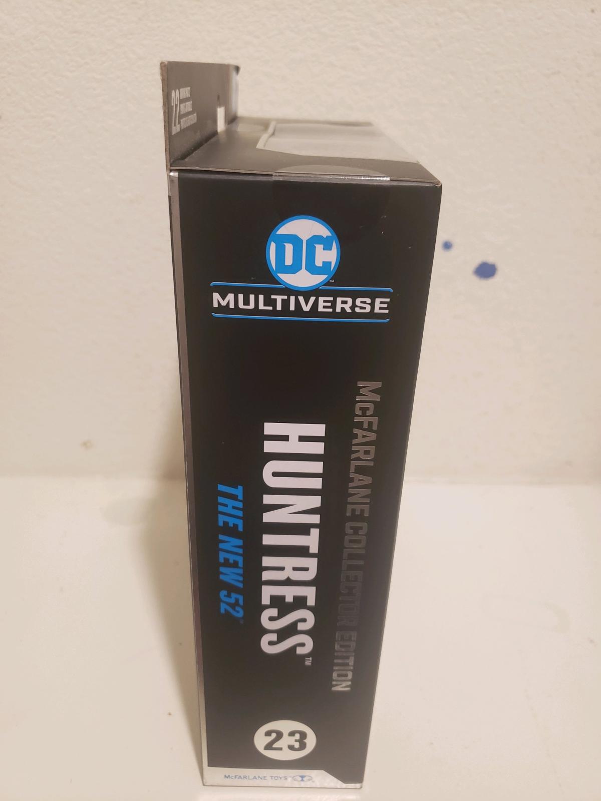 Dc multiverse mcfarlane collector edition  Huntress