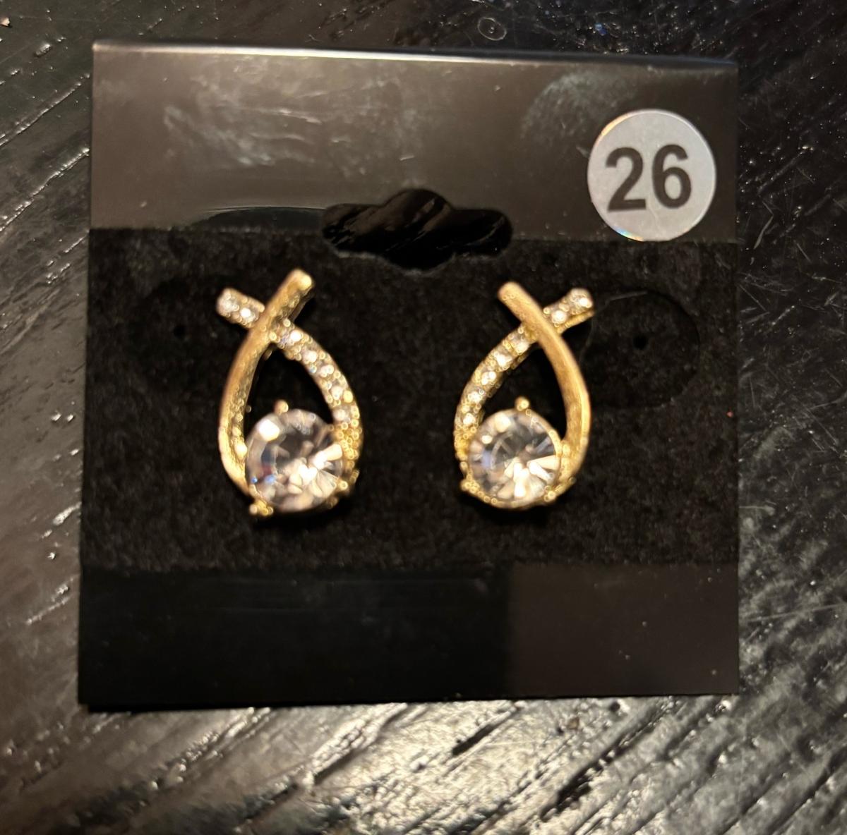 Gold Tone Teardrop Crystals