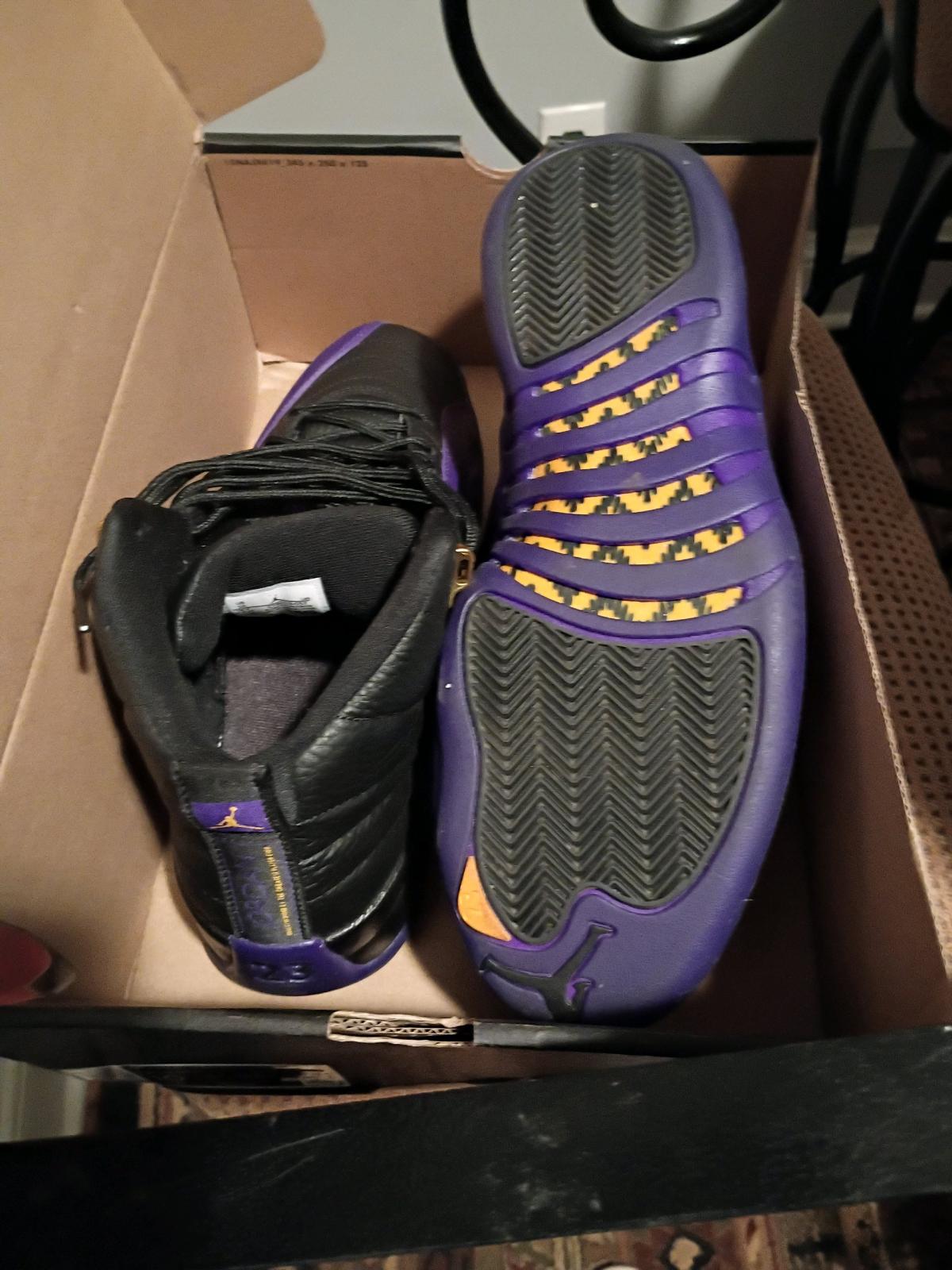 Jordans size 10 excellent condition