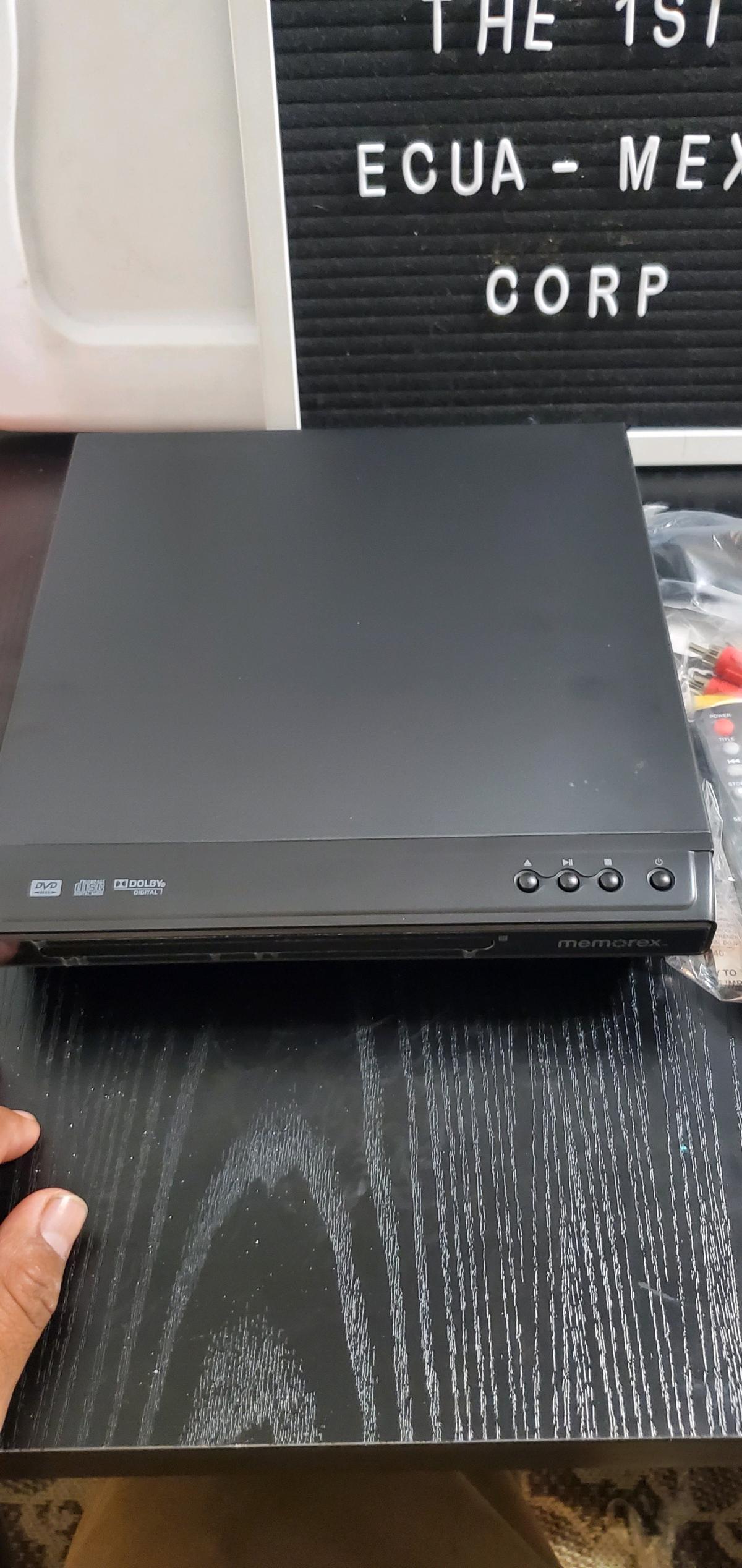Memorex Progressive Scan DVD Player damage box