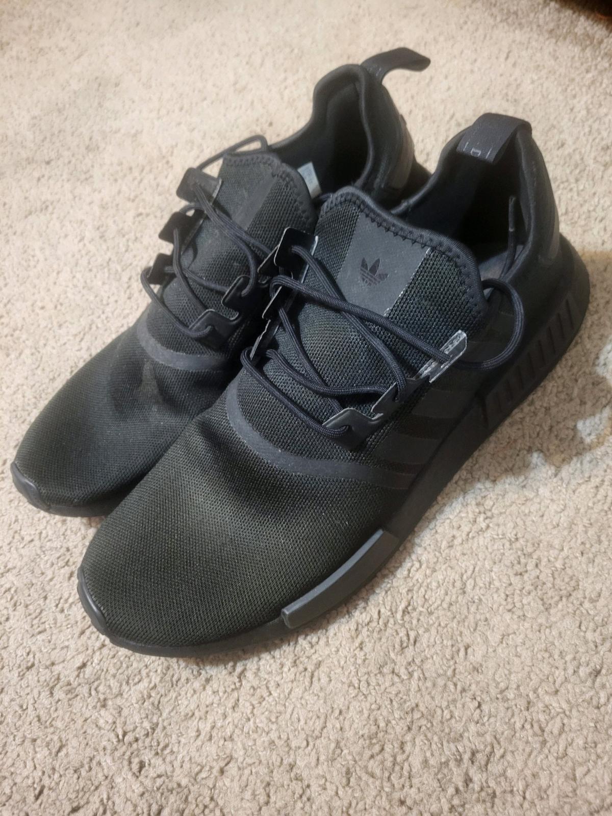 Black shoe