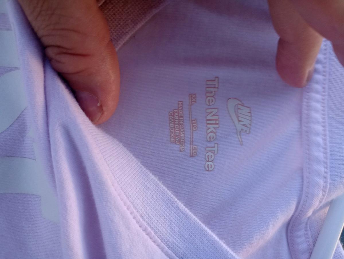 Nike pink womens shirt medium size Just Do It