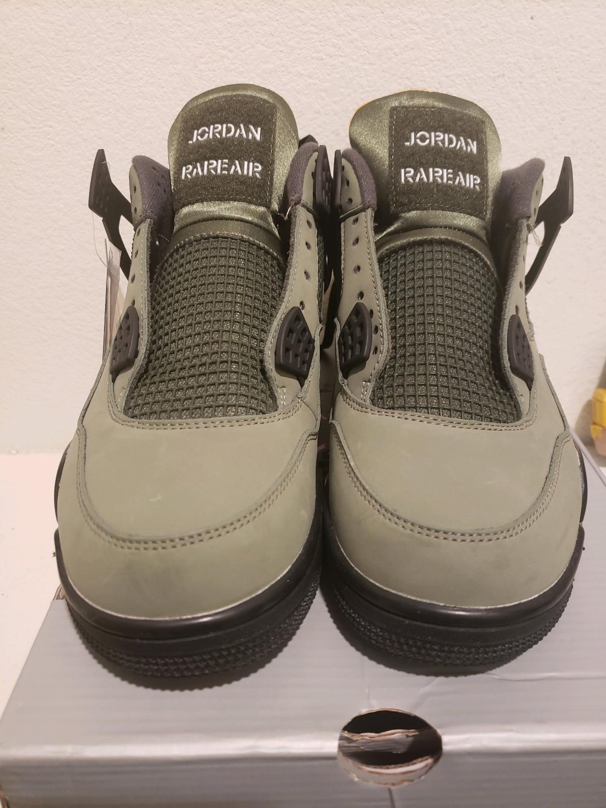 Jordan 4 Undefeated Olive men 11