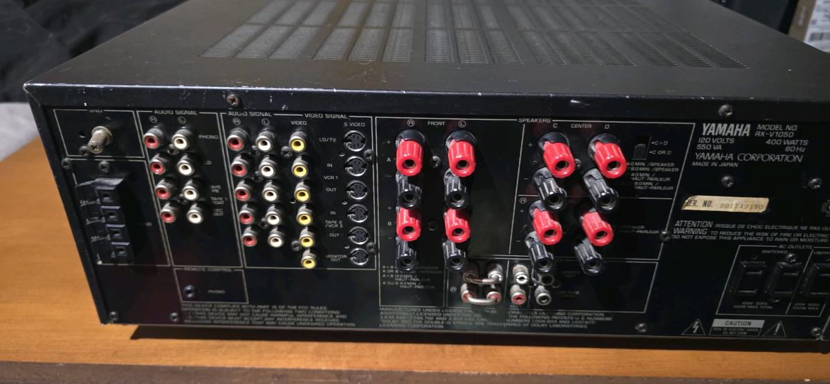 Yamaha RXV1050 Natural Sound Stereo Receiver