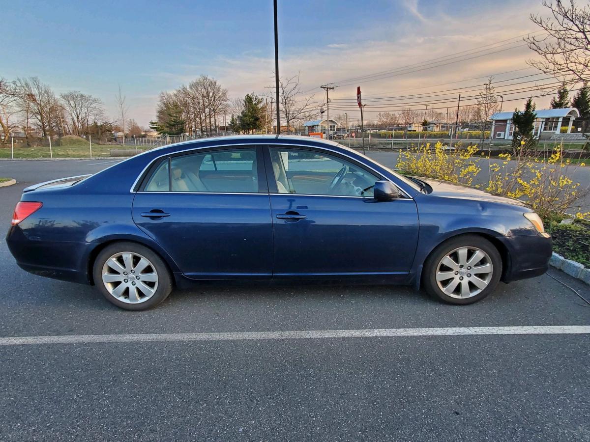 toyota avalon xls