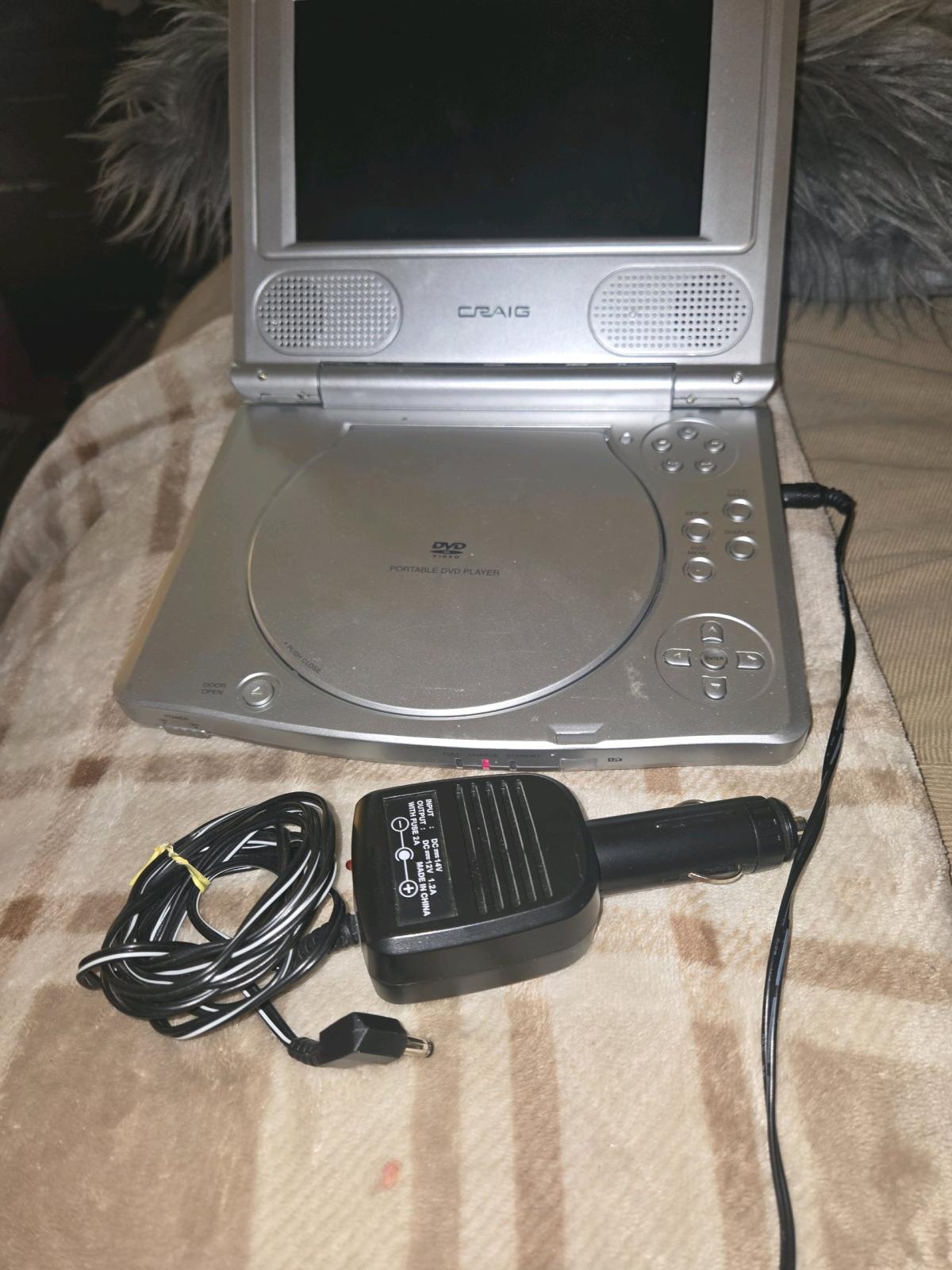 Craig CTFT701 Portable DVD Player