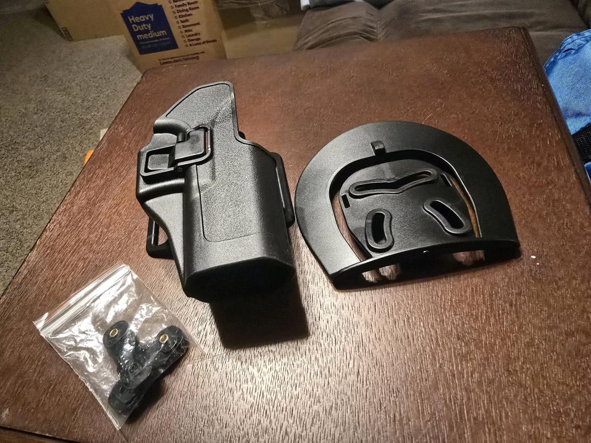 Glock OEM Sport  Combat Holster w Paddle  Hardware Kit  Bran