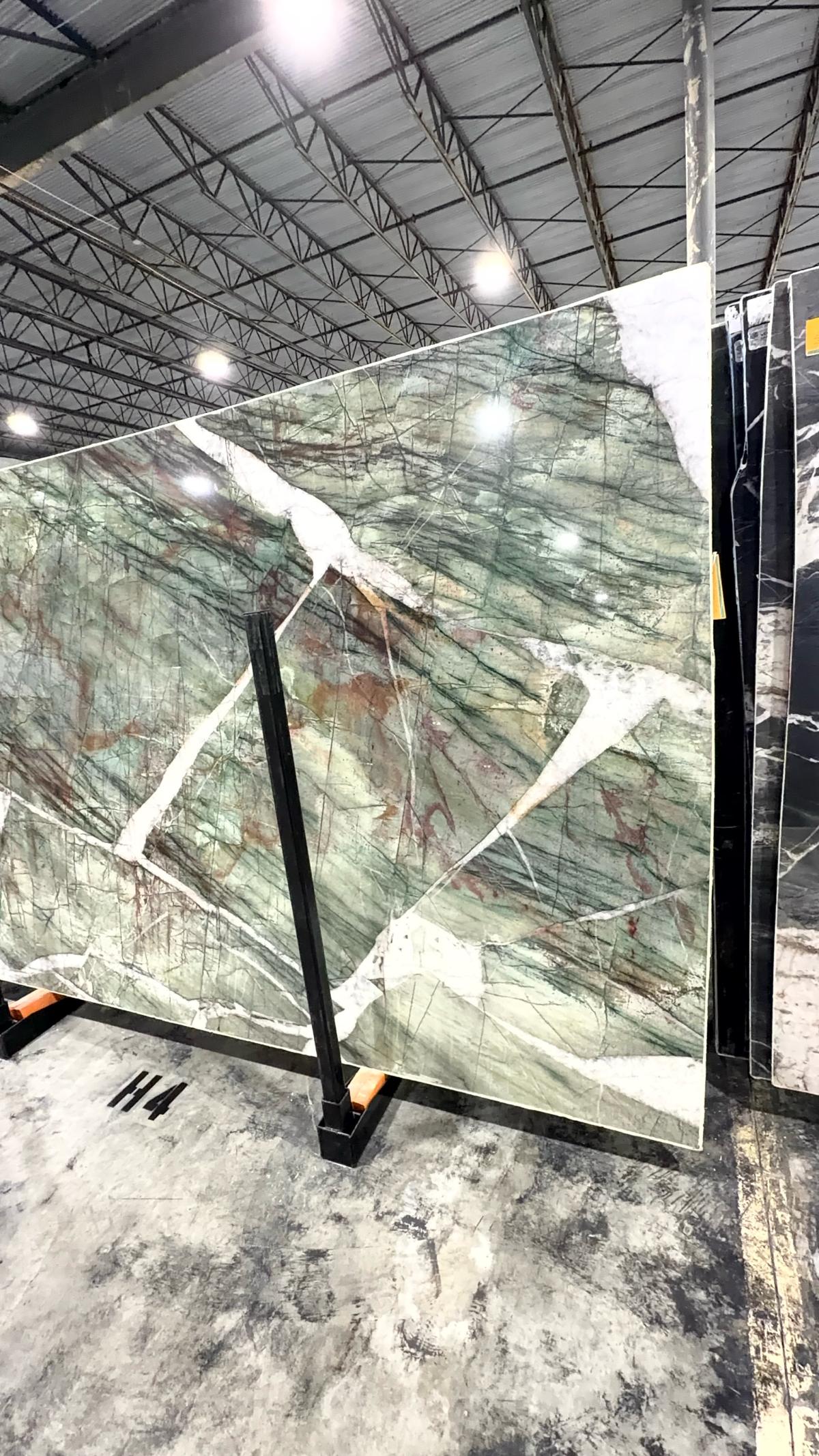 We install granite and quartz kitchen tops