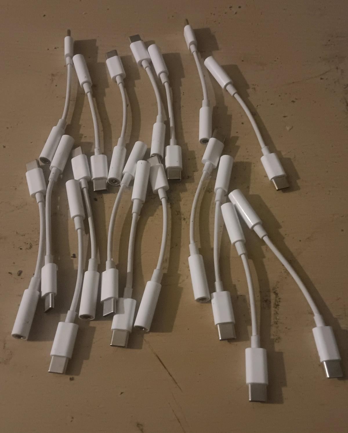 TYPEC HEADPHONE AUDIO JACK ADAPTER CABLE