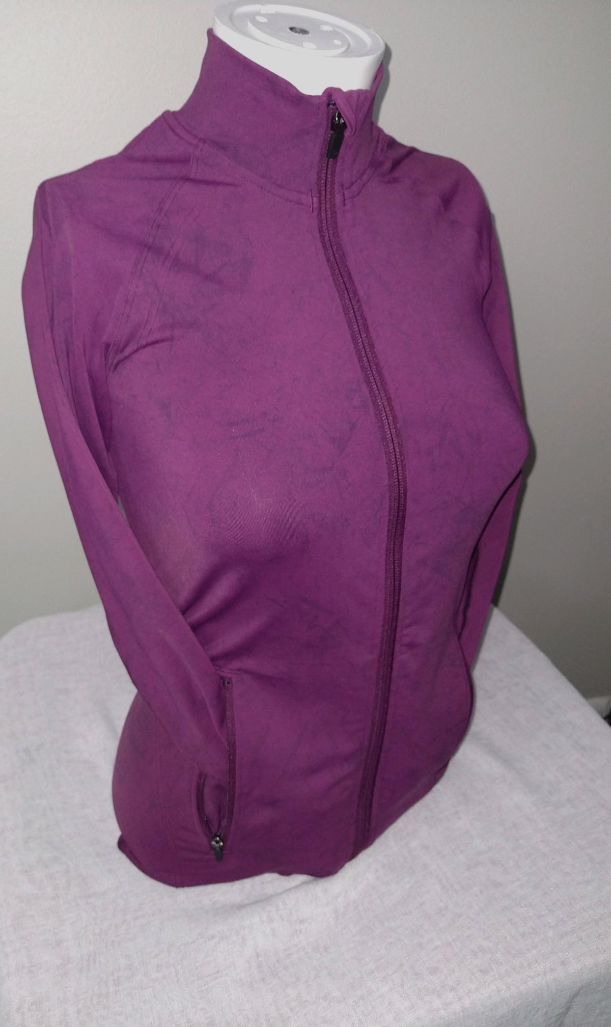 Lululemon Define Burgundy Athletic Jacket Size Small 2
