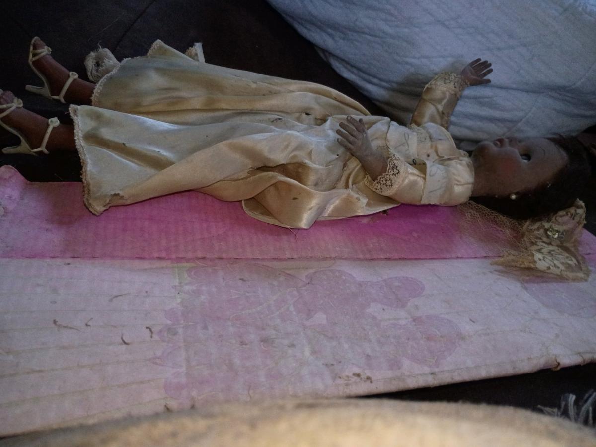 doll that need a home and restored