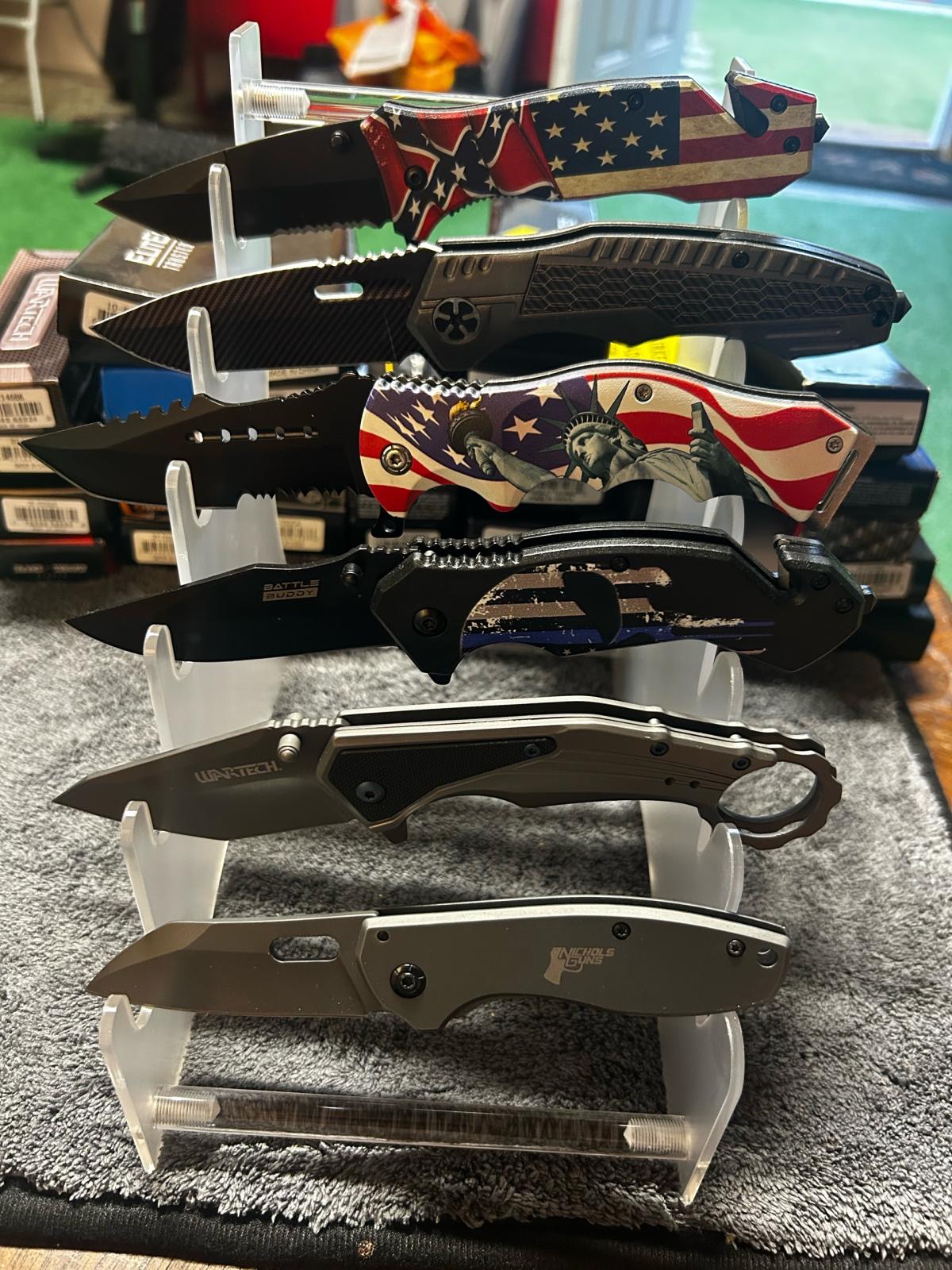knives