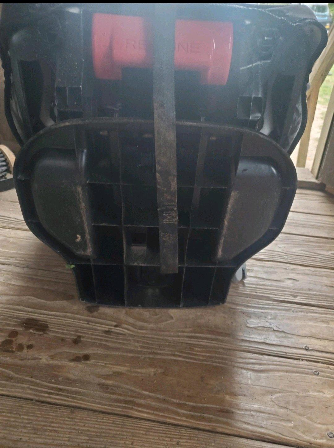 evenflo front facing carseat adjustable