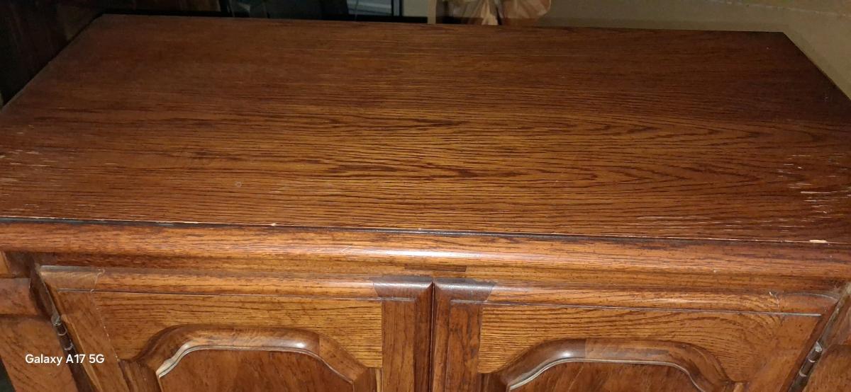Gorgeous Vintage Dixie Oak 3 piece Dresser set