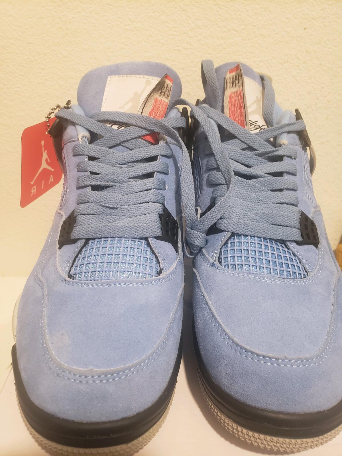 Air Jordan 4 Retro  University blue