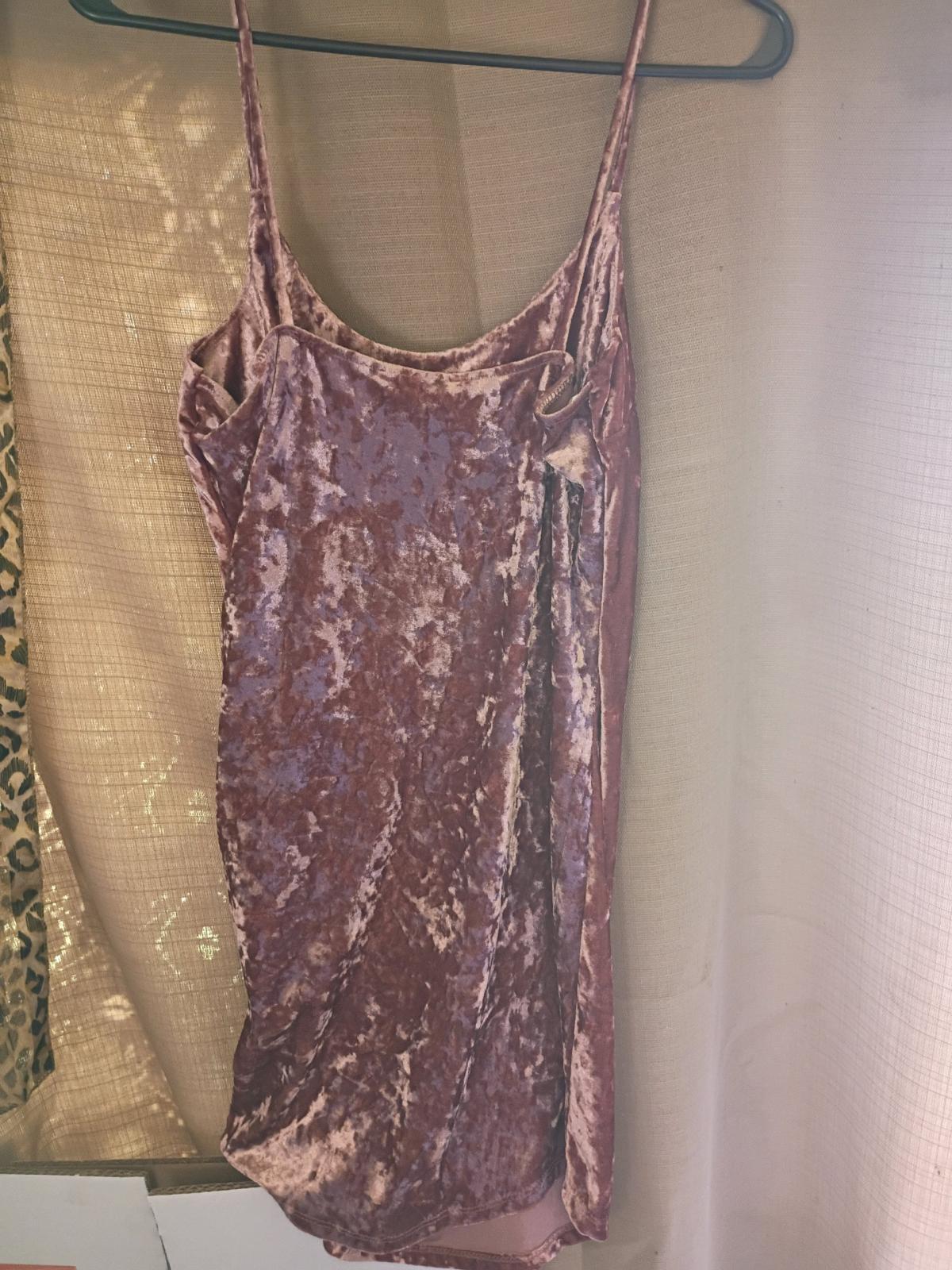 A Nice Womens Sexy Pink Velvet Mini Dress