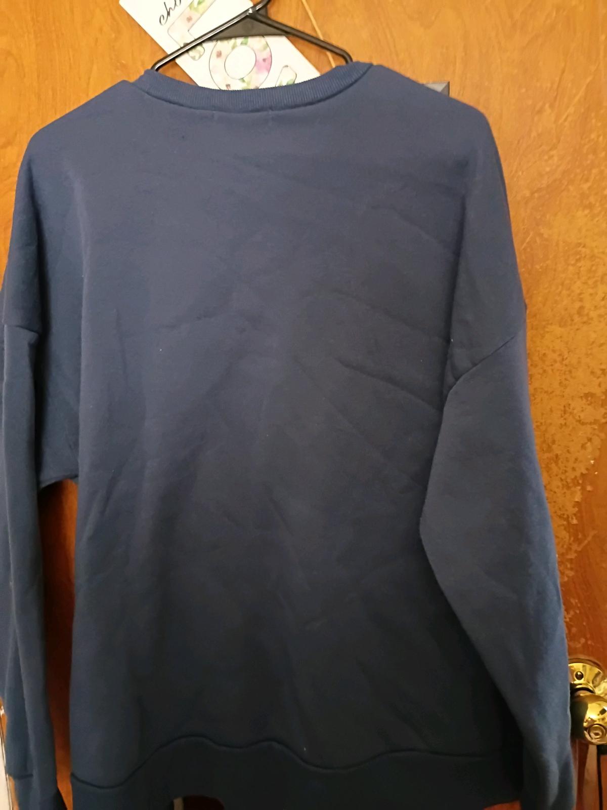 i am selling this sweater size 2x
