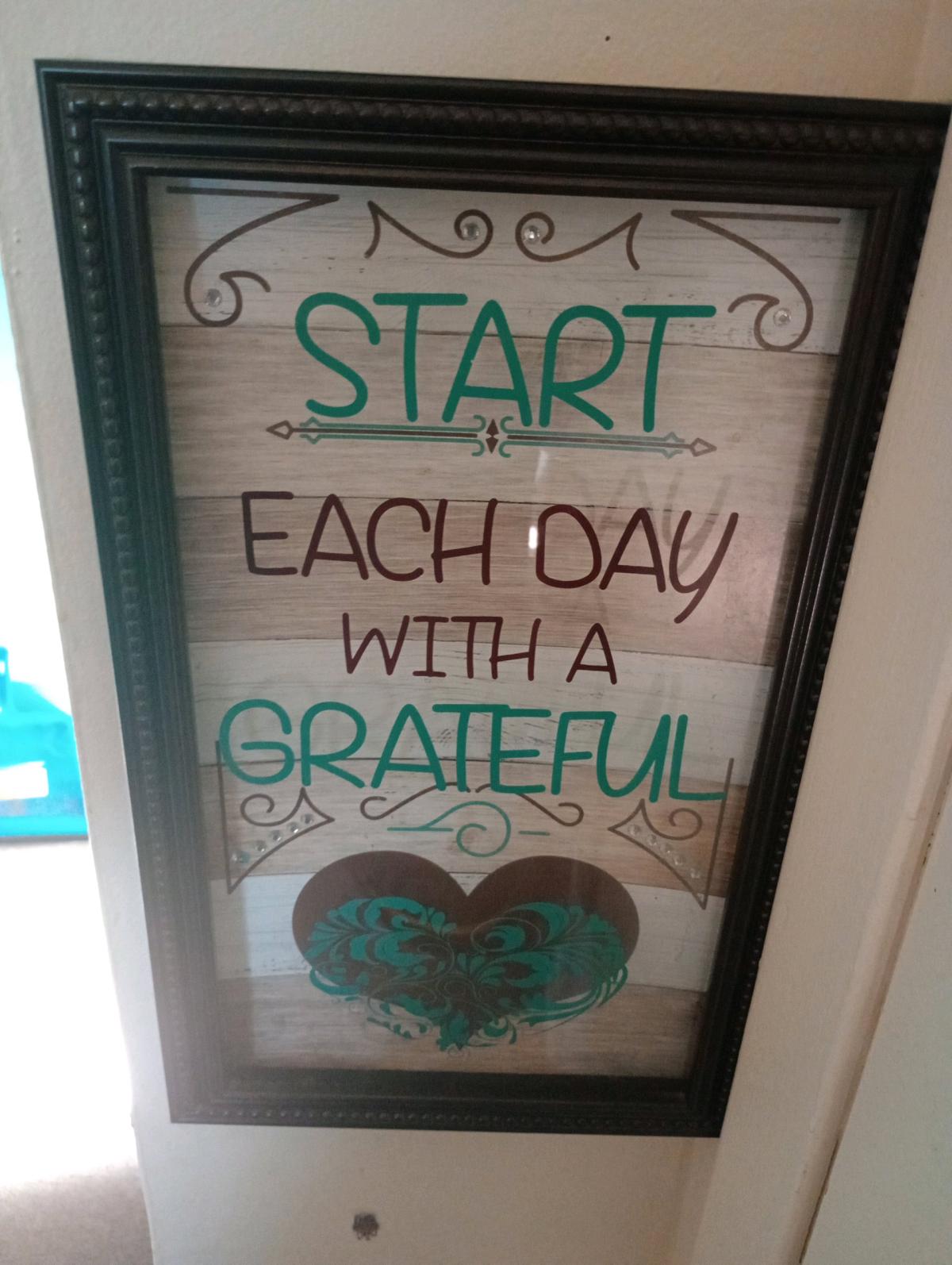 Nice Home decor like new