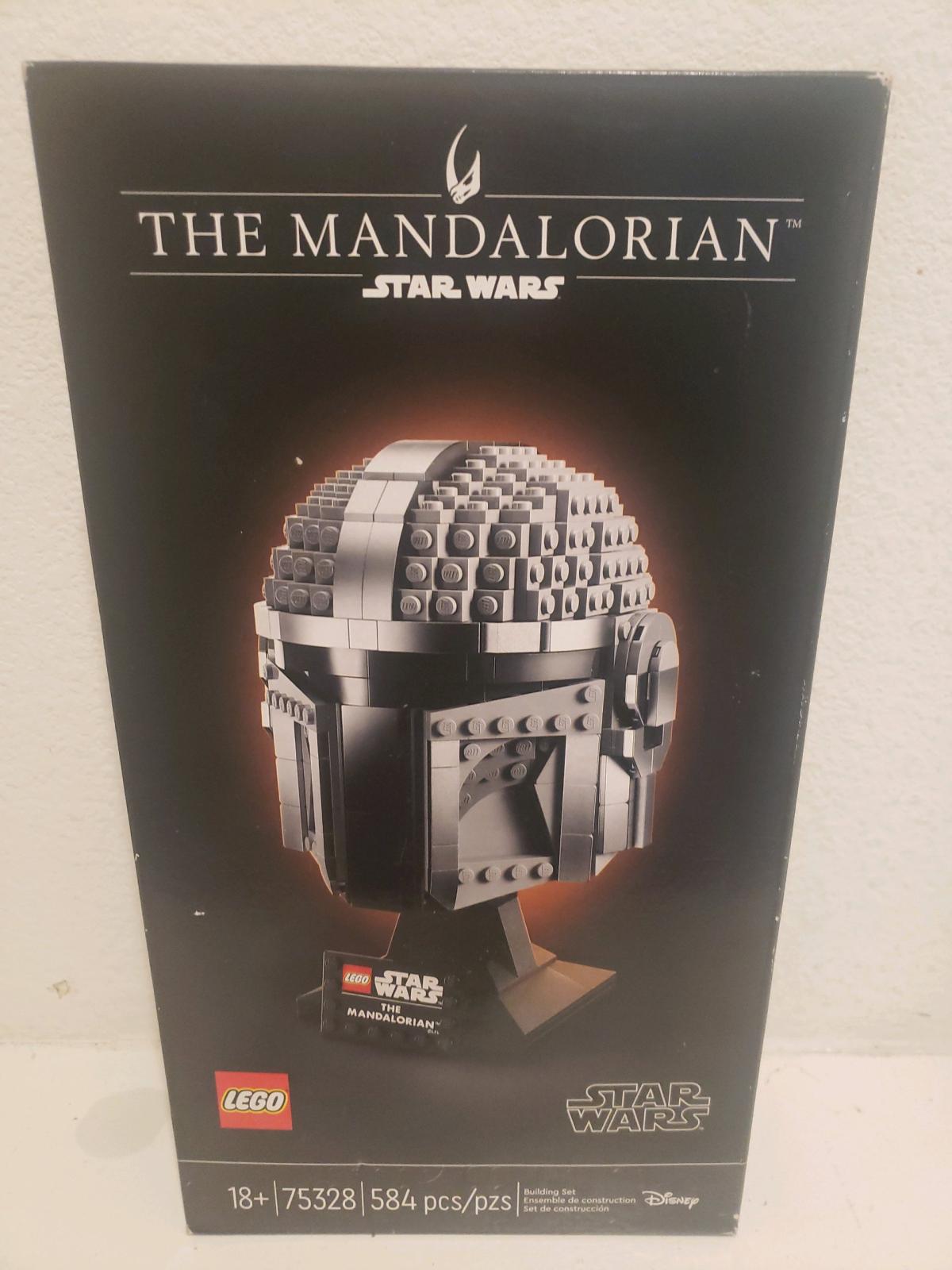 Lego star wars the mandalorian helmet  594 pcs never open