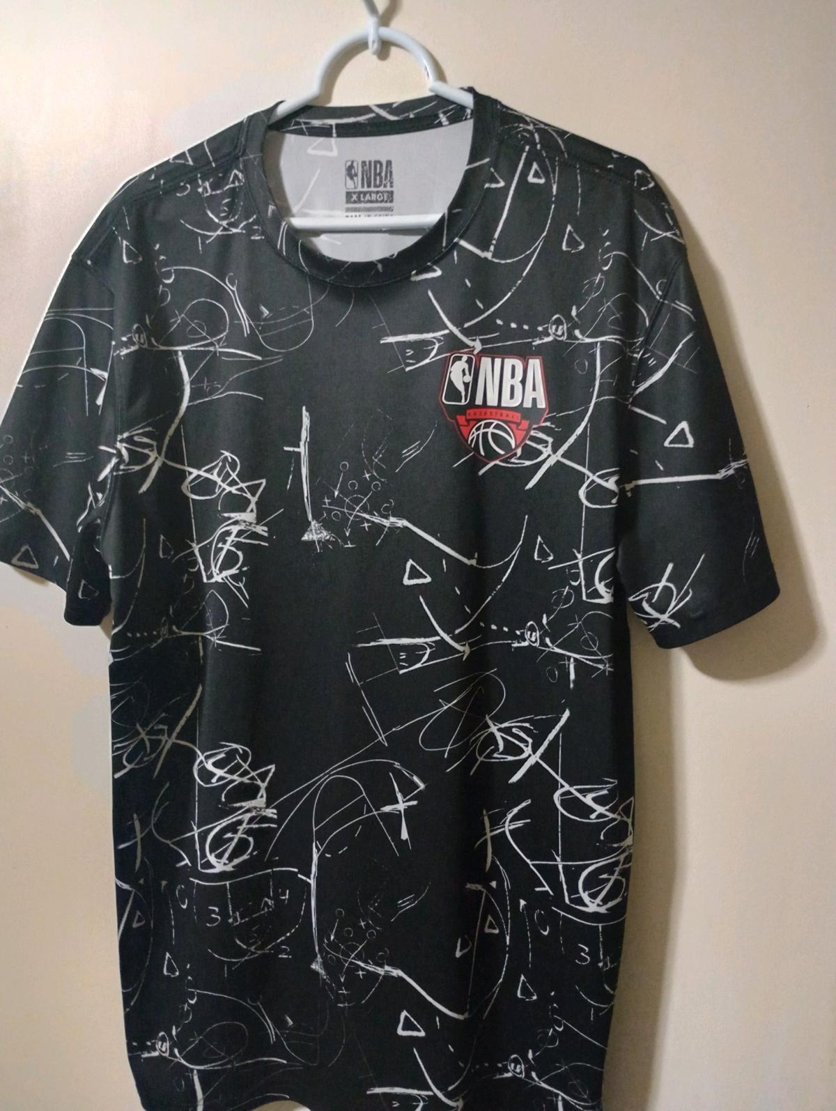 NBA Tshirt black XL