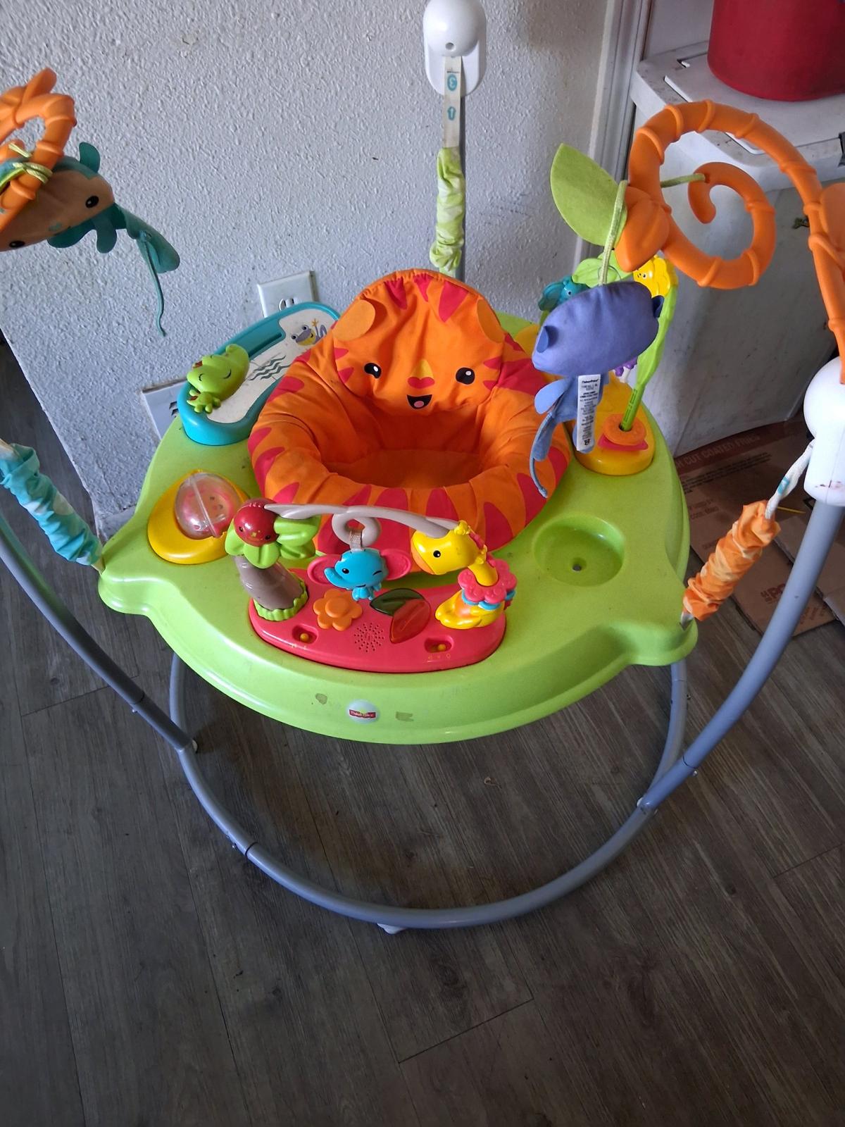 gently used baby bouncer jumper