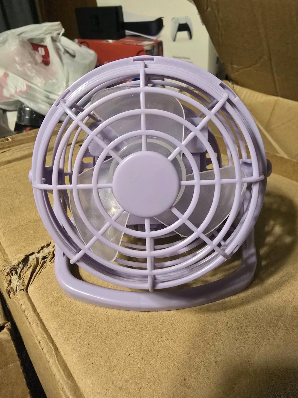 Brand New Mini Portable Desk Fan  Purple Battery Powered