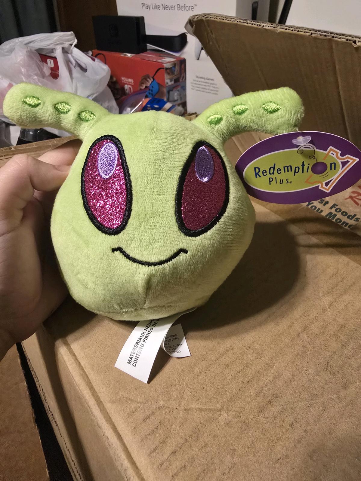 New 5 Green Alien Head Plush Doll  Redemption Plus