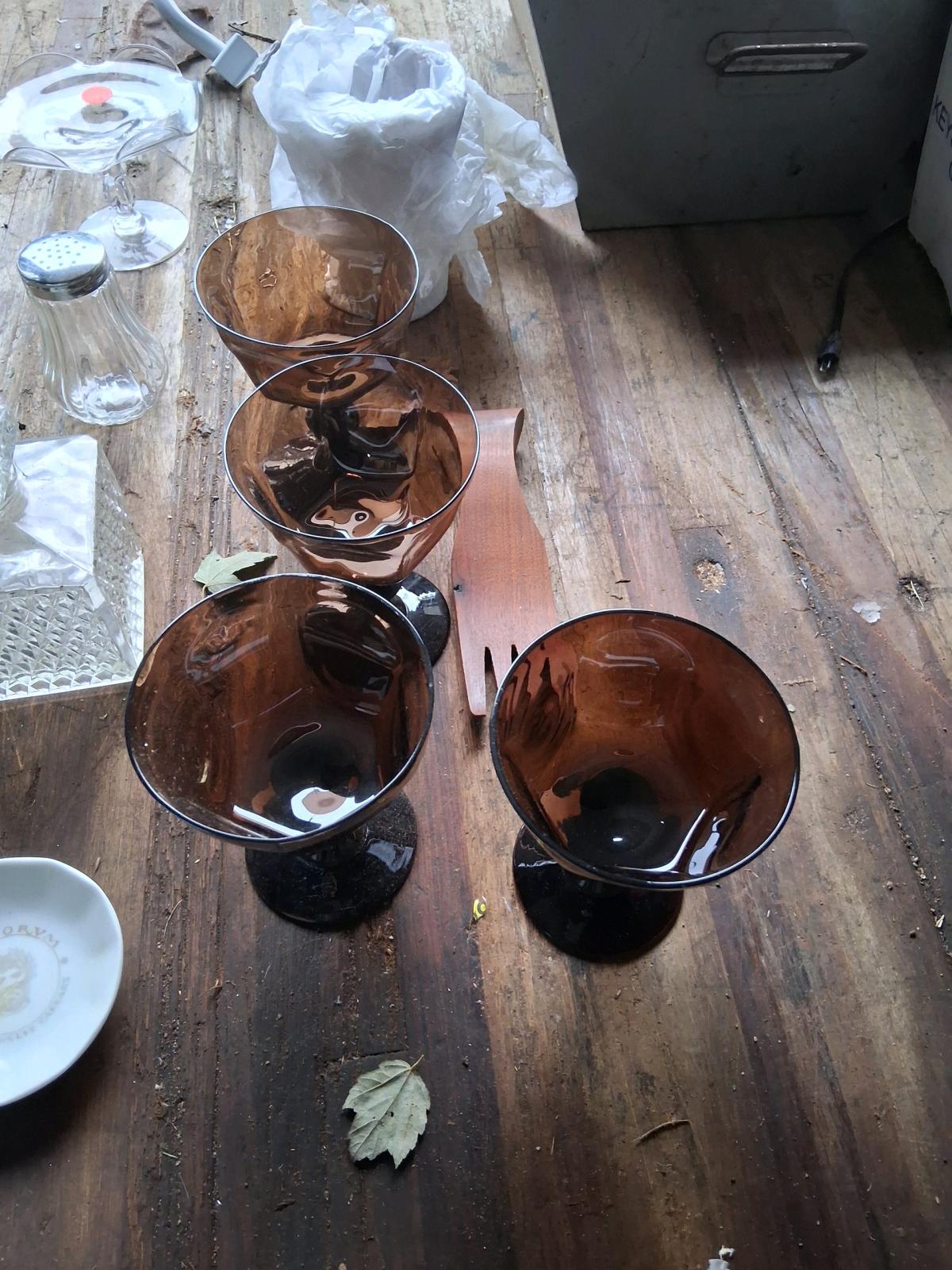 vintage glassware collectibles