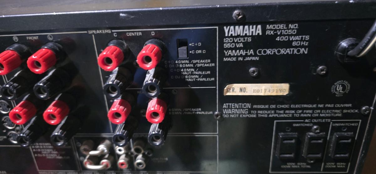Yamaha RXV1050 Natural Sound Stereo Receiver
