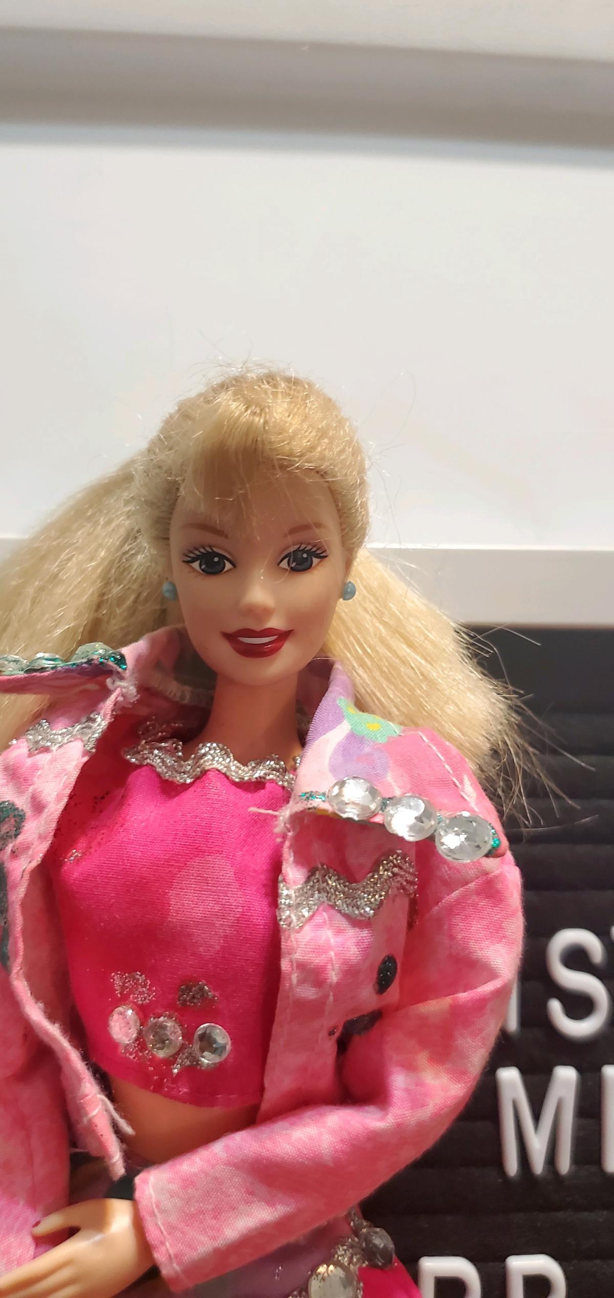 1991 Mattel Paint n Dazzle Blonde Barbie Doll