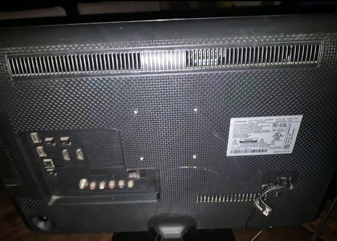 Samsung 22 TV or PC Monitor