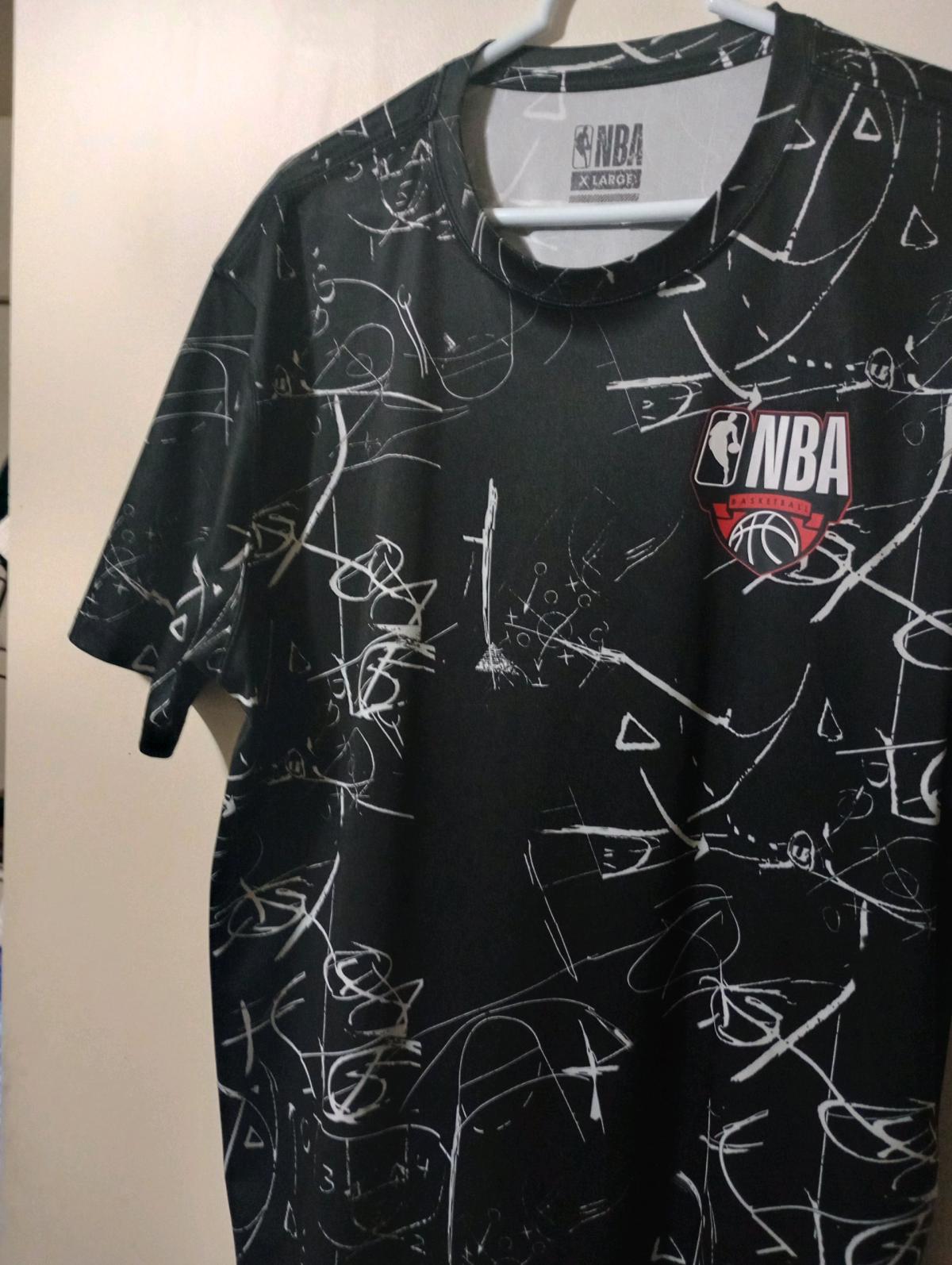 NBA Tshirt black XL