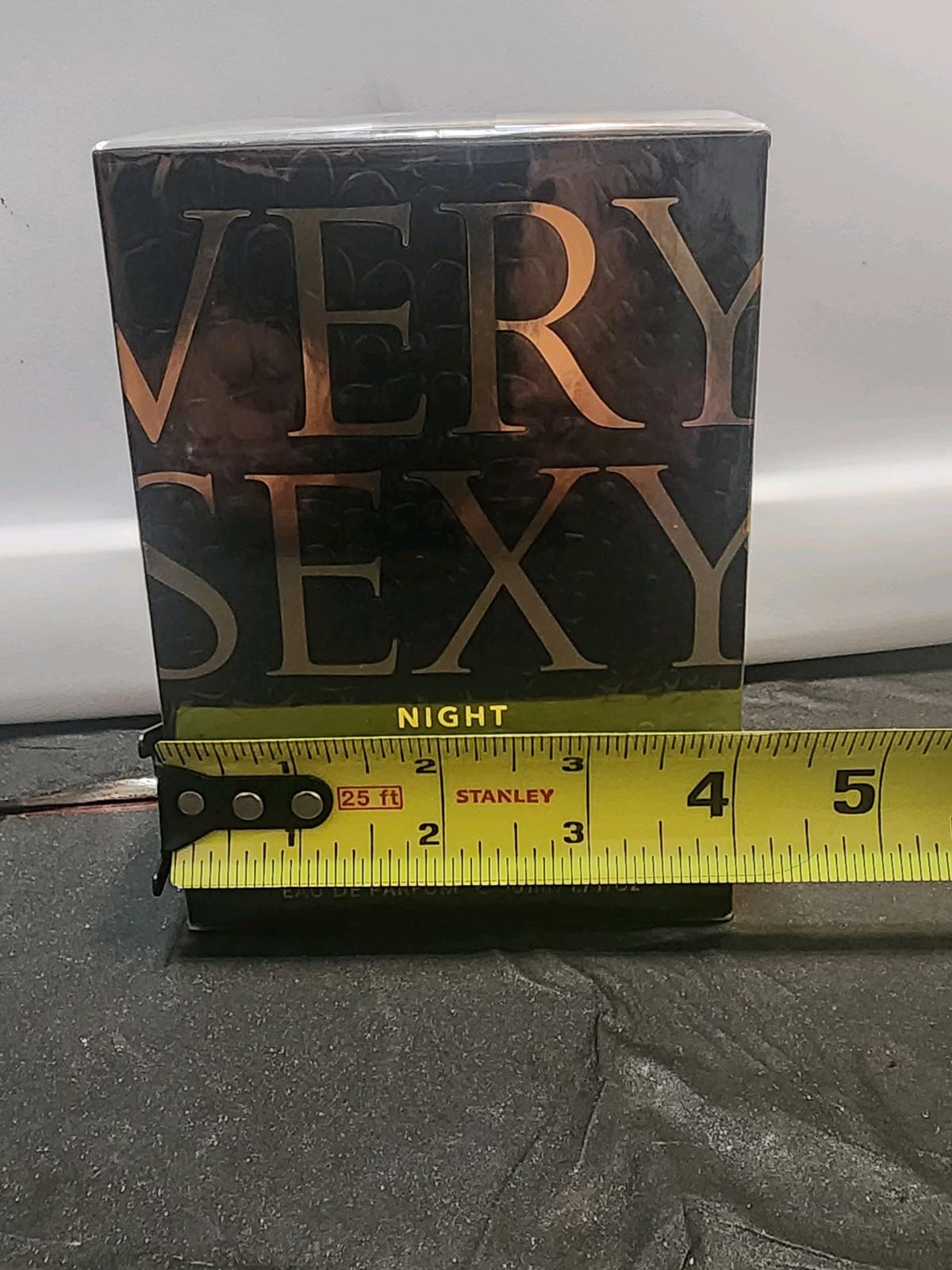 Victorias Secret Very Sexy Night Eau