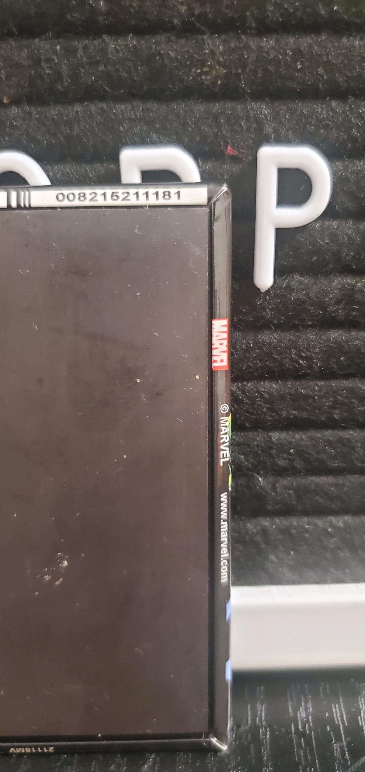 Marvel Hulk and Iron Man Magnet