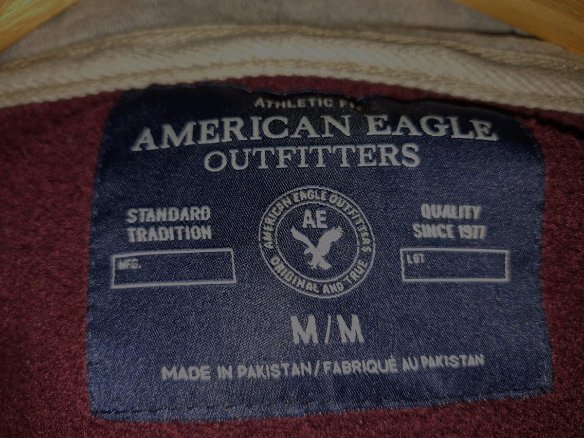AMERICAN EAGLE