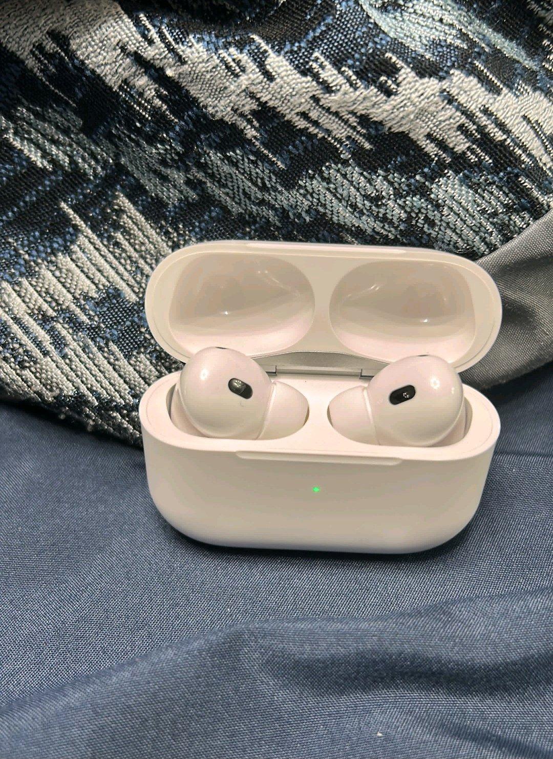 Apple AirPods Pro 3 with ANC