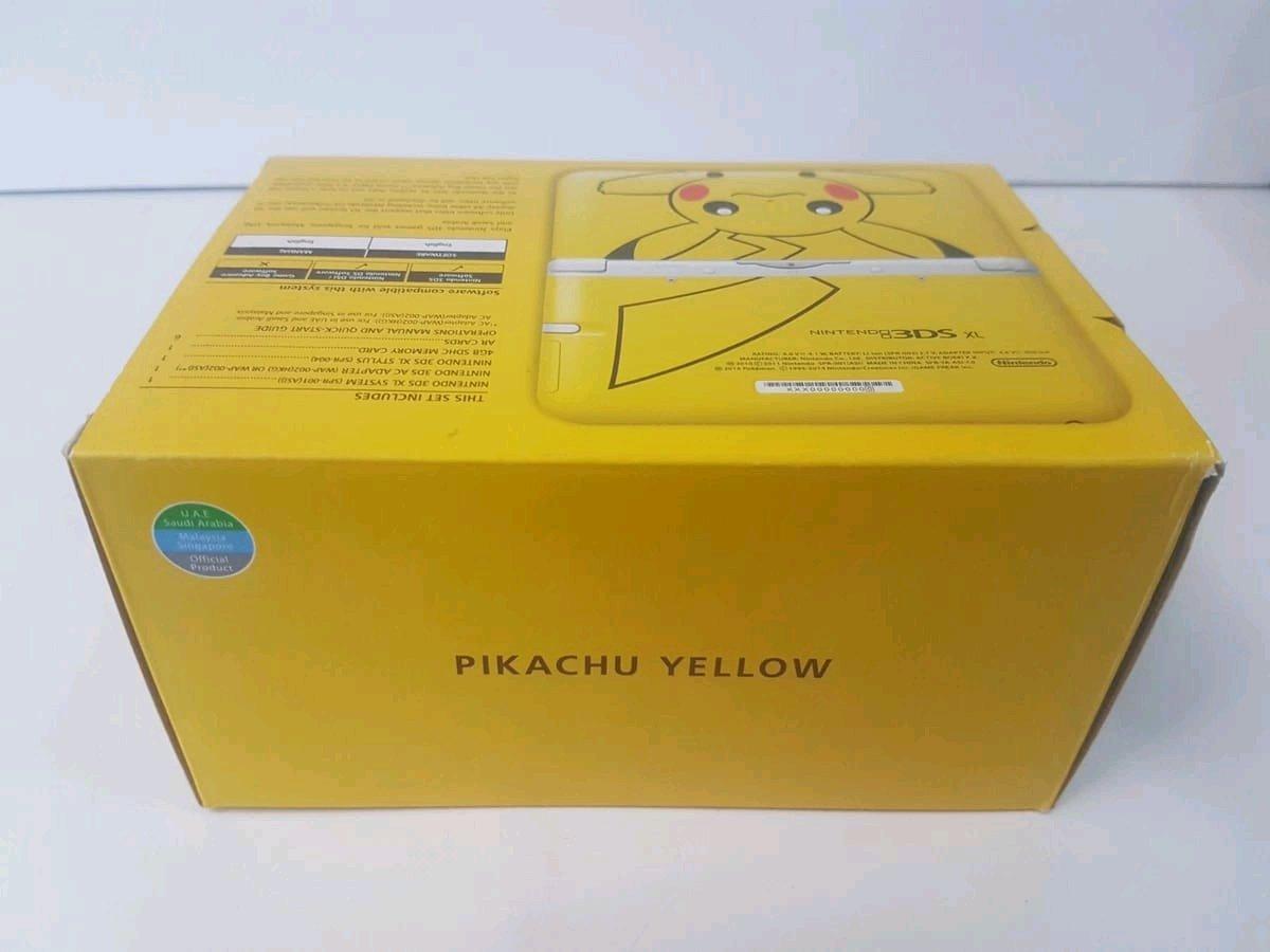 Nintendo 3DS XL  Yellow Pikachu Edition