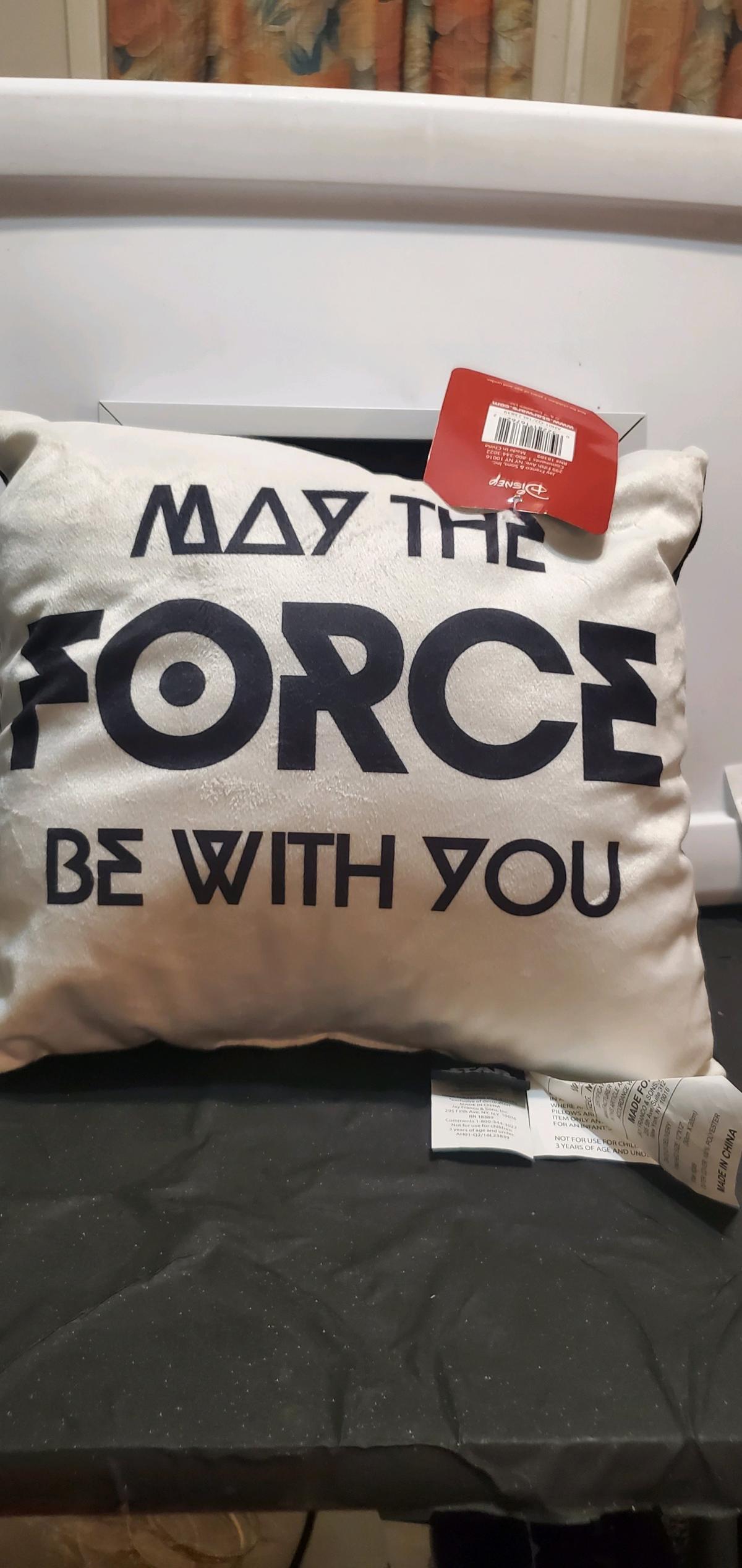 The selected region shows a rectangular Star Wars decorative