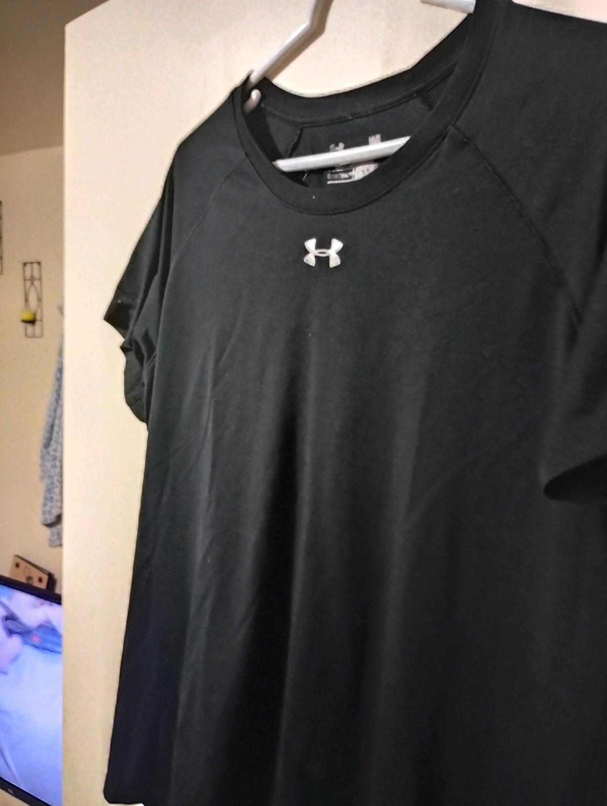 mens under armour shirt large black