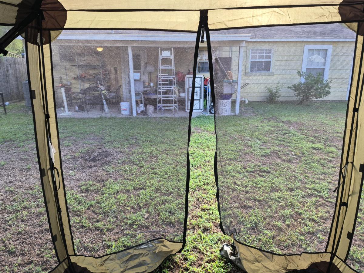 nice Used Outdoor Clam tent