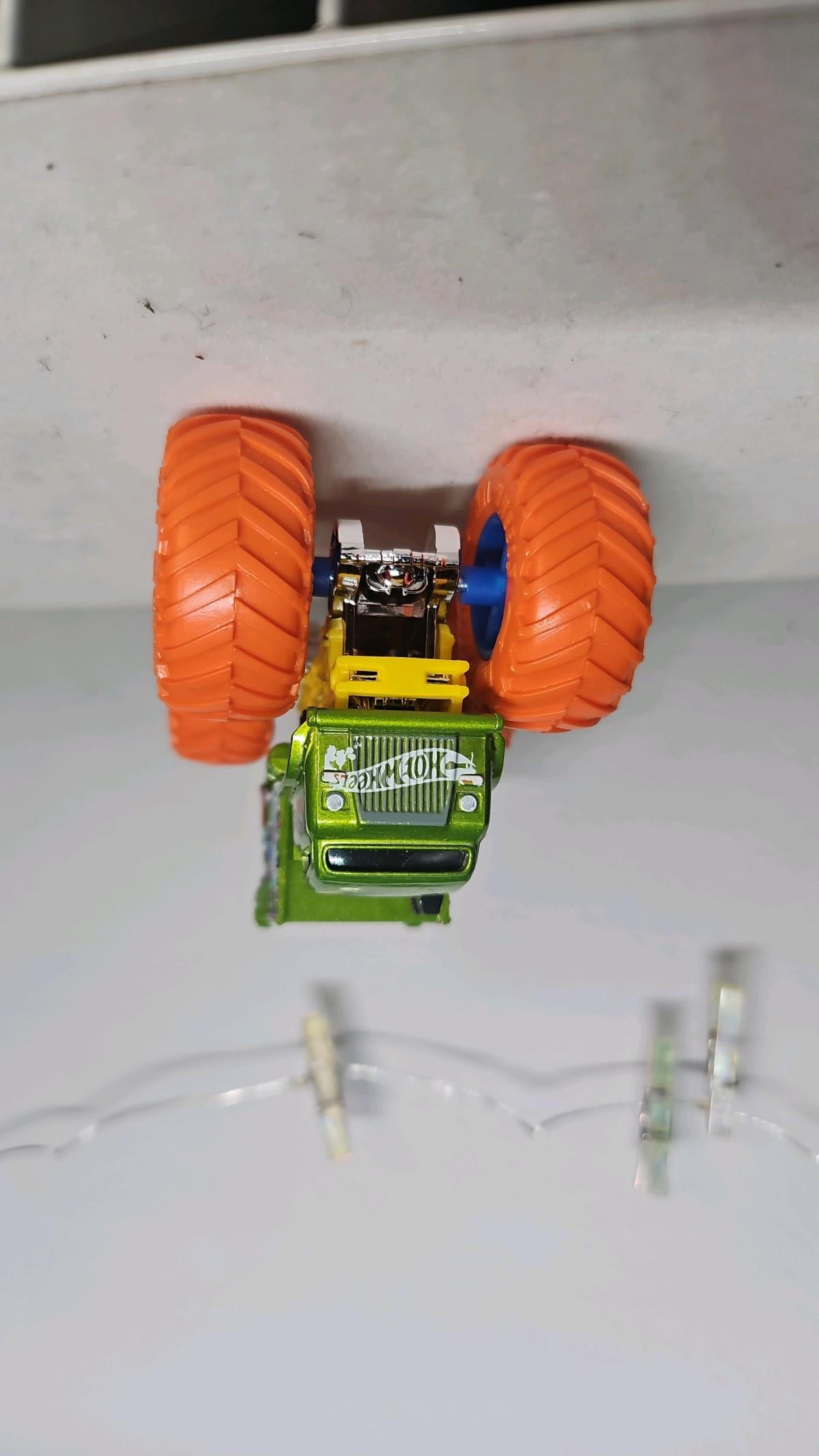 Hot Wheels Monster Trucks Will Trash It All garbage truck
