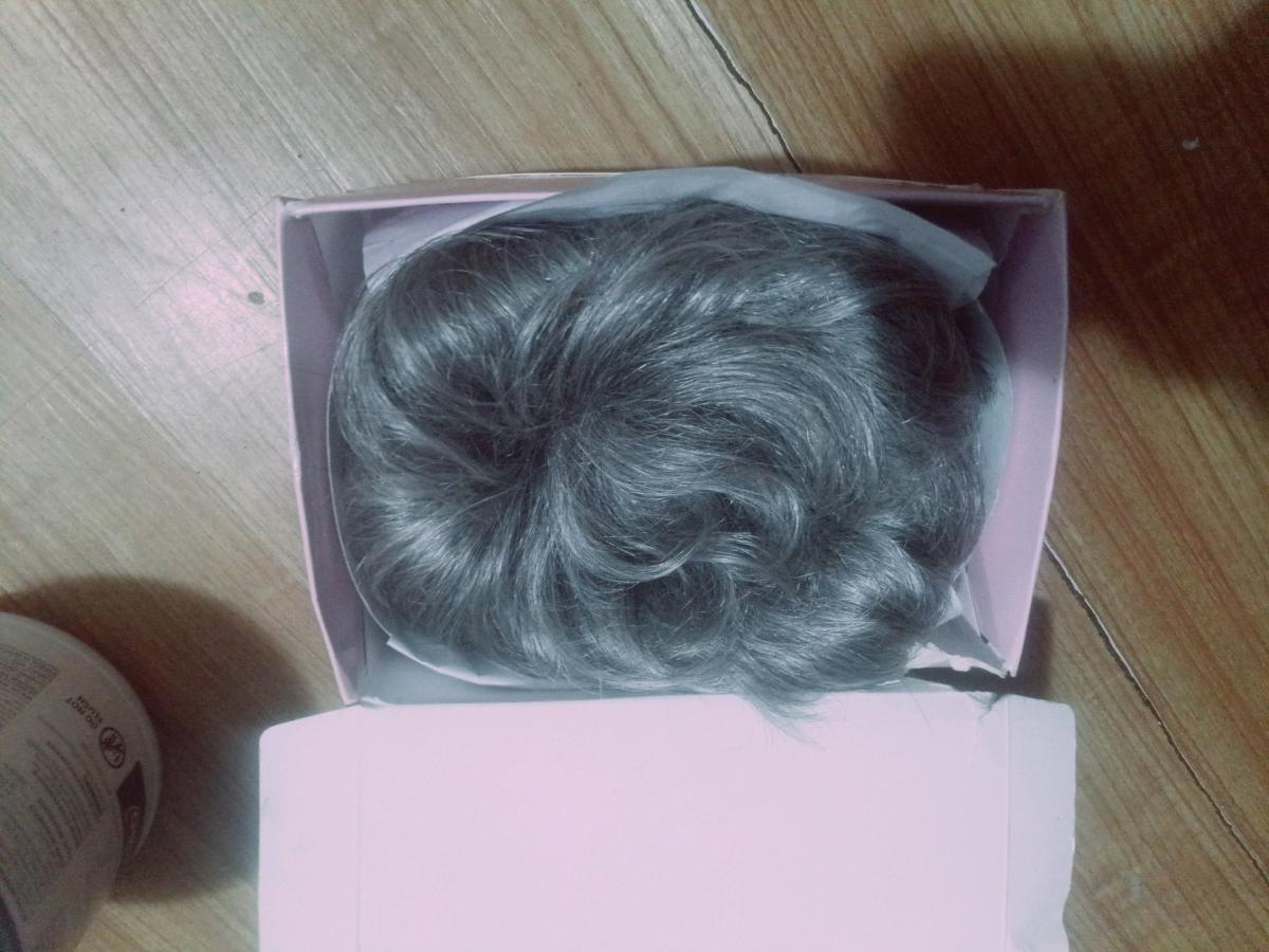 Paula young grey wig 80s style