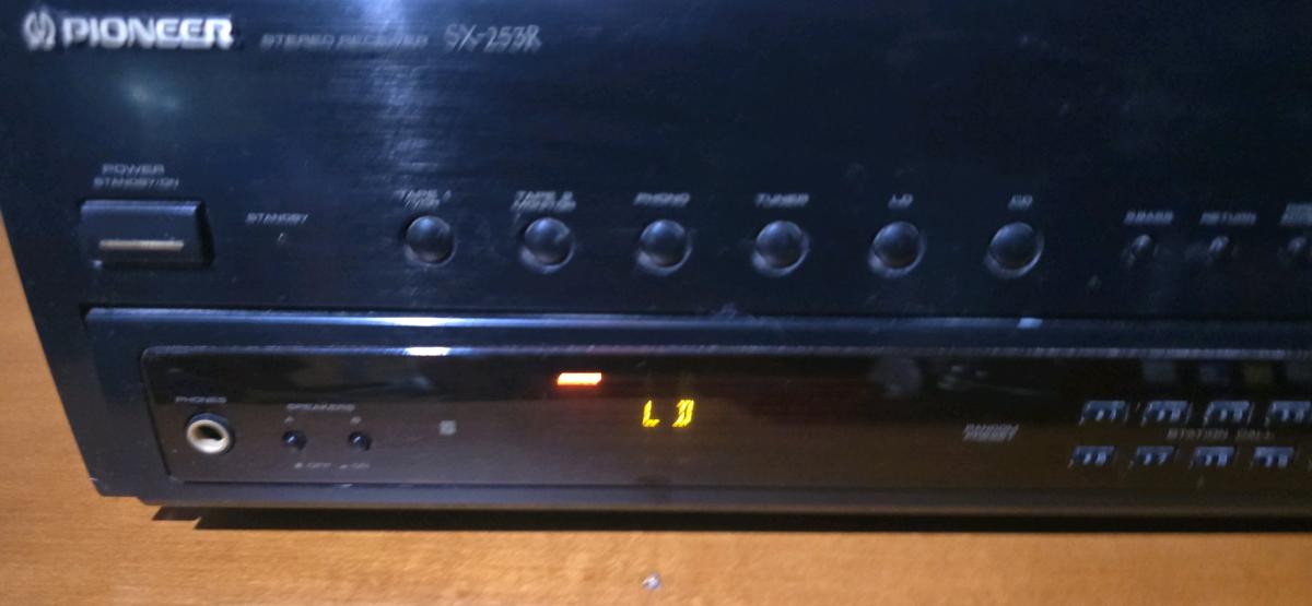Pioneer SX253R Stereo receiver
