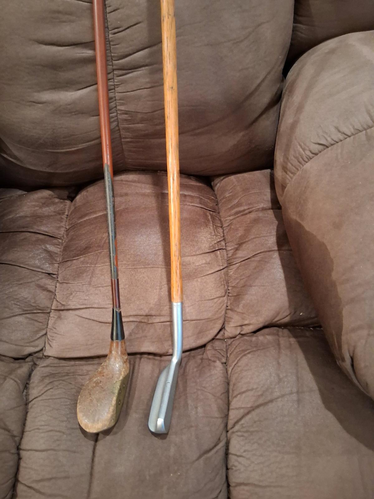 Antique old Spaulding wooden shaft putter an old wooden also