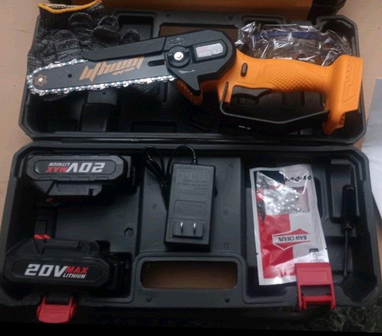 6 INCH CORDLESS ELECTRIC LITHIUM MINI CHAINSAW