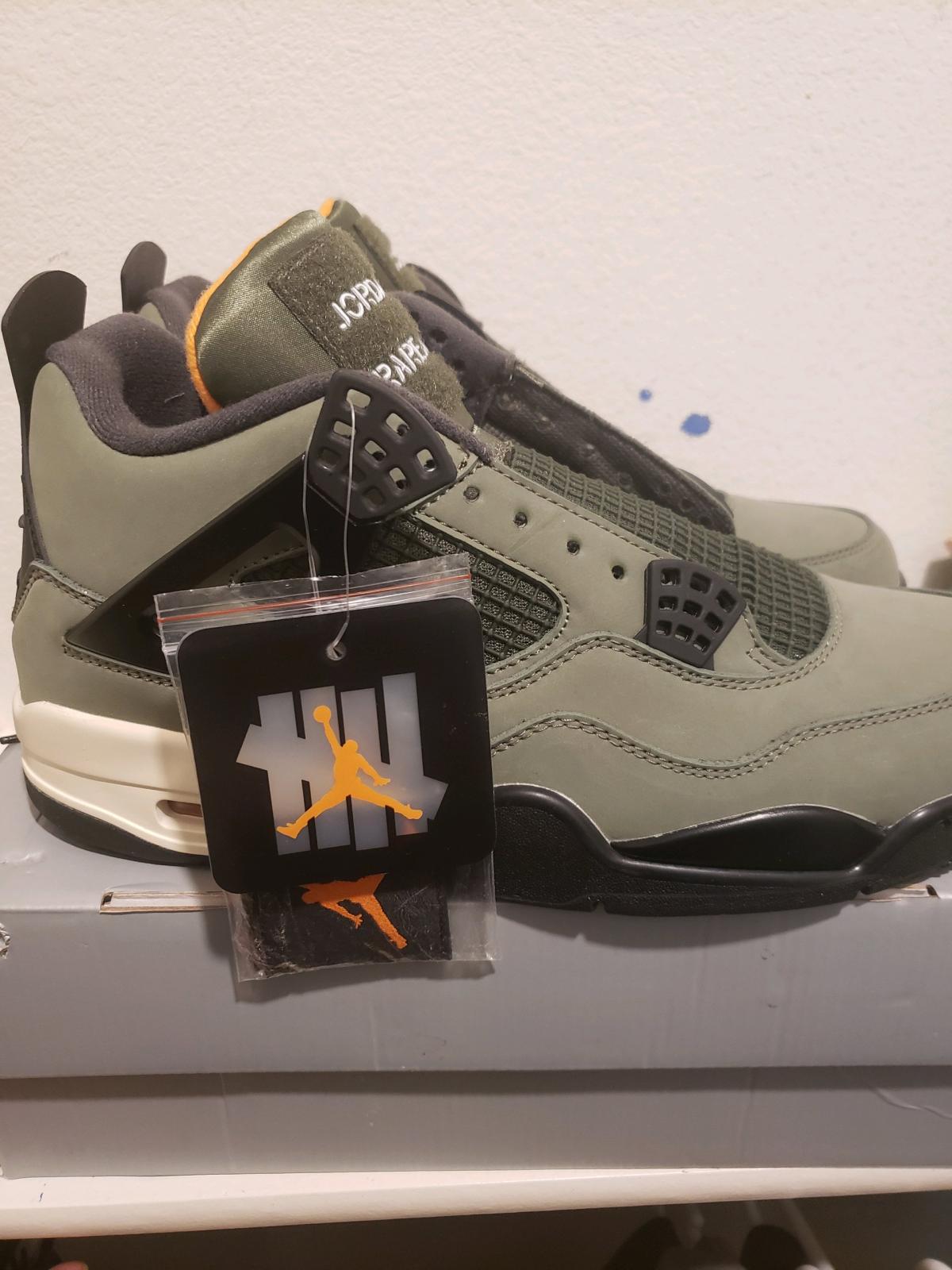 Jordan 4 Undefeated Olive men 11