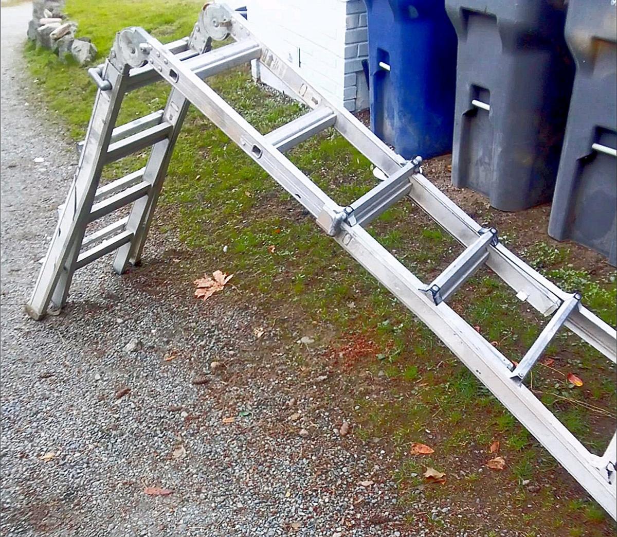 Aluminum MultiPosition Folding Ladder