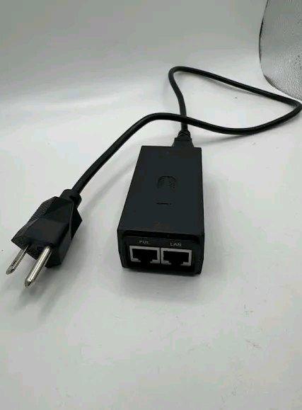Ubiquiti 24 V Power Adapter  Gpa240050