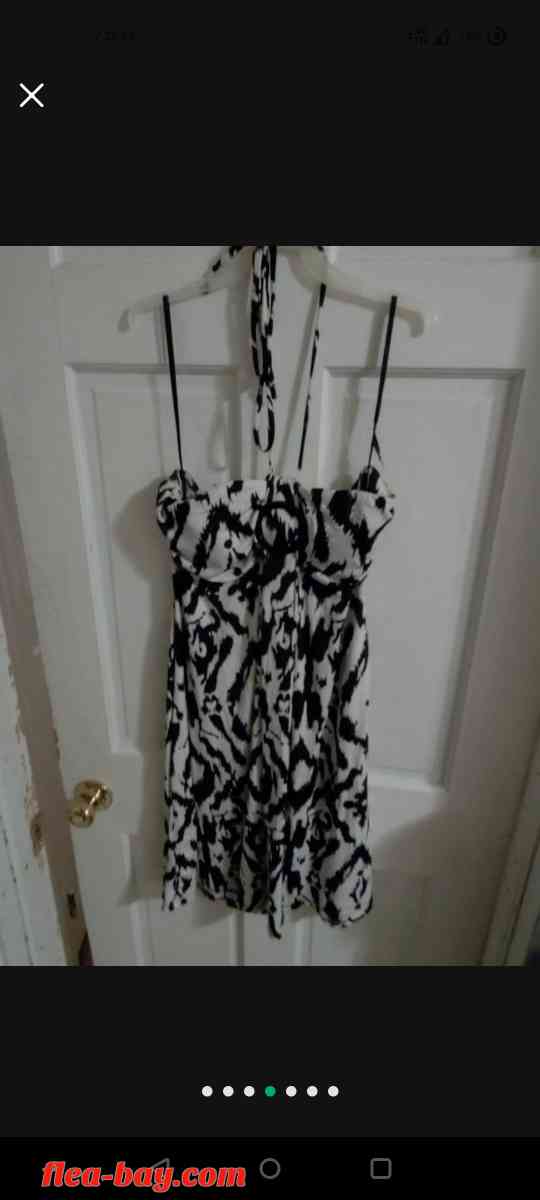 Dresses All Large Or XXL But Fits Like Large Or XL