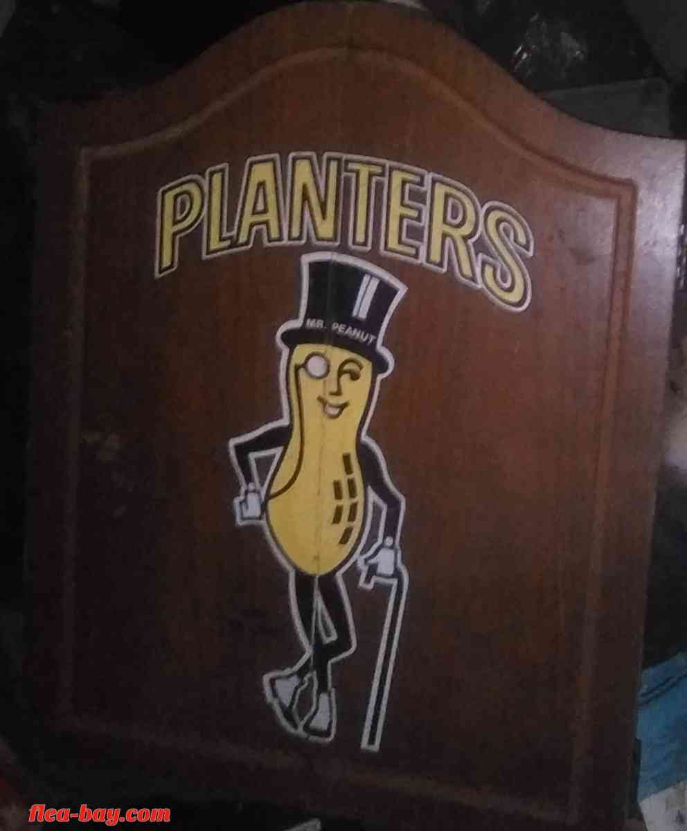 rare Mr.Planter dartboard coubord
